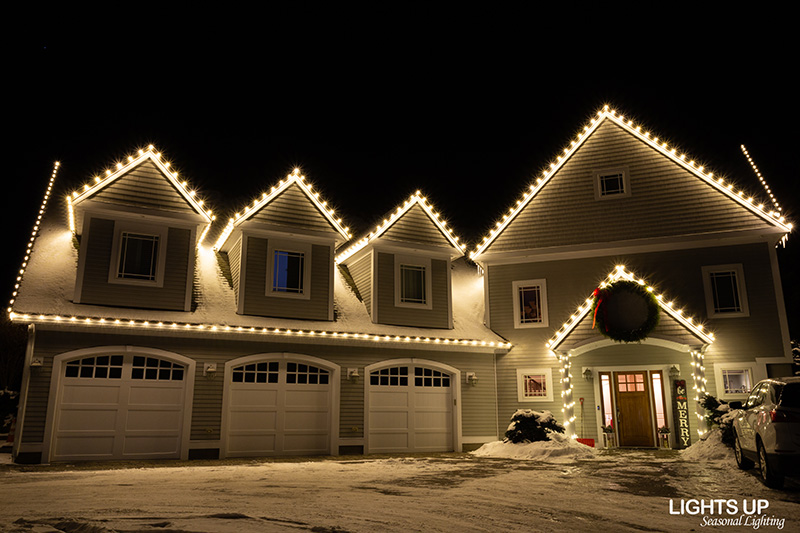 Residential Christmas lighting installation