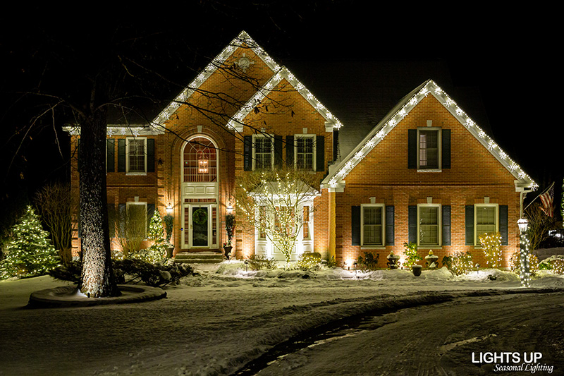 Residential Christmas lighting installation