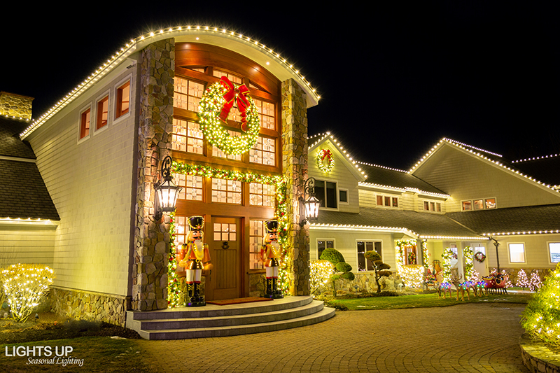 Gilford home Christmas lights
