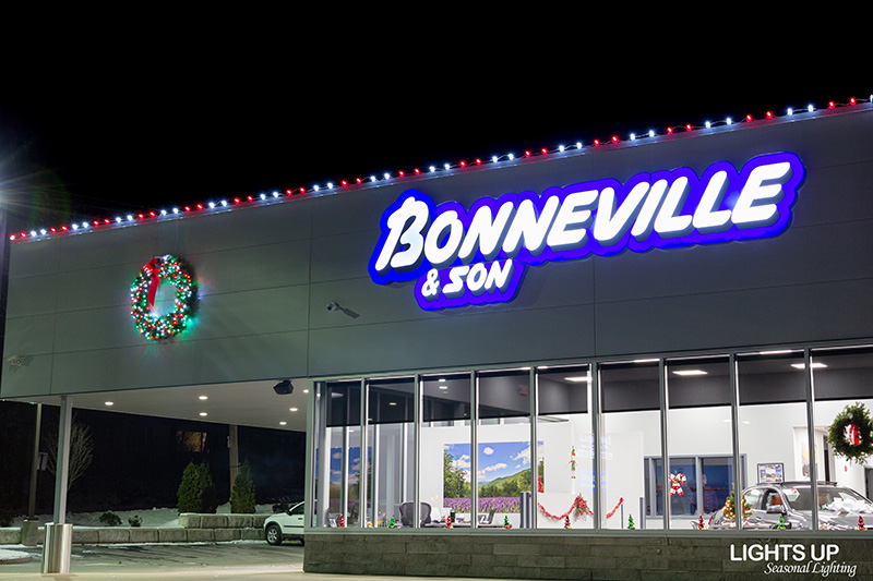 Bonneville commercial Christmas lights