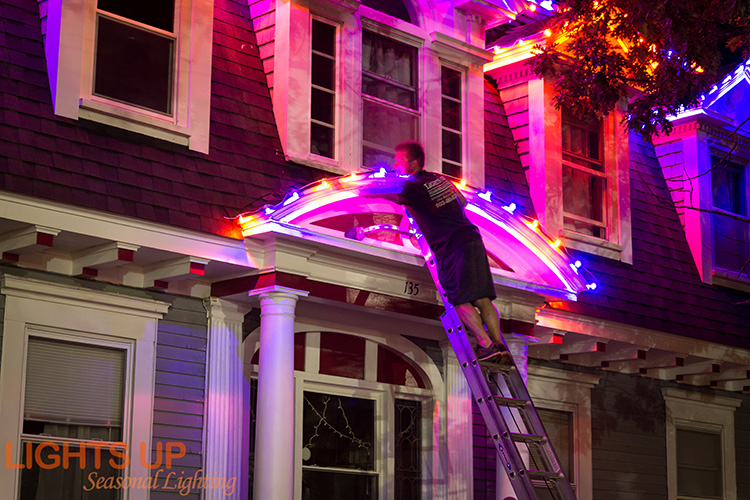 Webster House Manchester Christmas lights