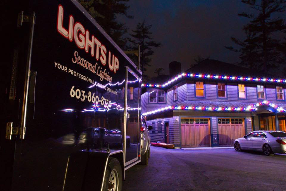 Fourth of July commercial lighting display