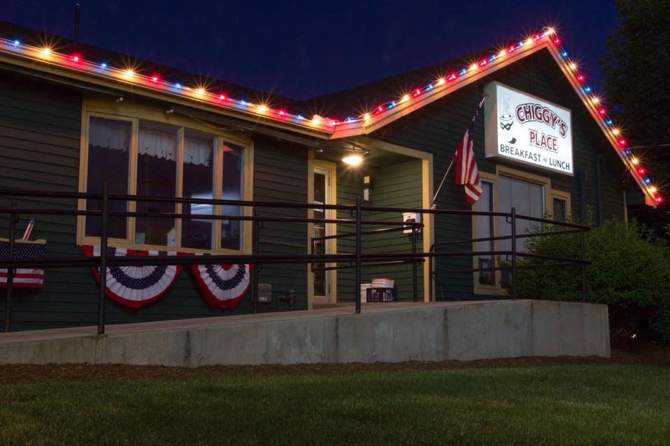 Fourth of July commercial lighting display