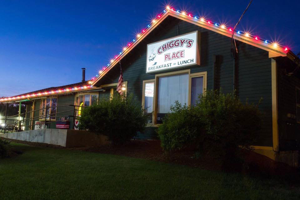 Fourth of July commercial lighting display